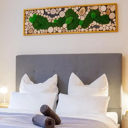 Ferienwohnung Zum Sperberring - Parkplatz - Wallbox - Wlan - Netflix&Disney - Sehr Ruhig - Perfekt Zum Entspannen & Erholen Ilmenau Extérieur photo